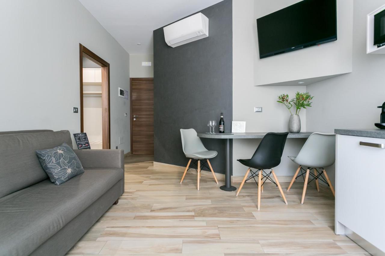 Aparthotel Durini Milan Exterior photo