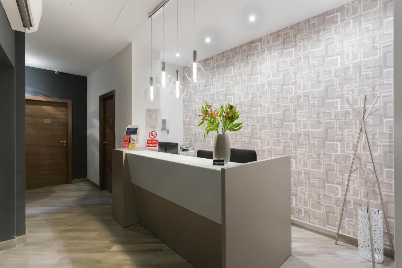 Aparthotel Durini Milan Exterior photo